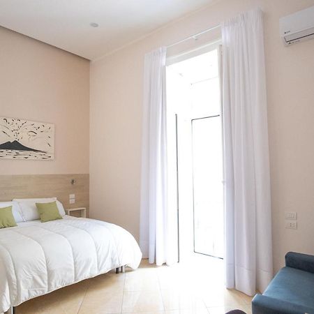 نابولي Leone Suites Toledo المظهر الخارجي الصورة
