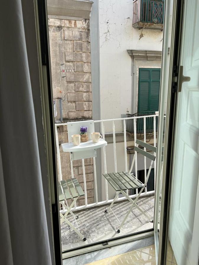 نابولي Leone Suites Toledo المظهر الخارجي الصورة
