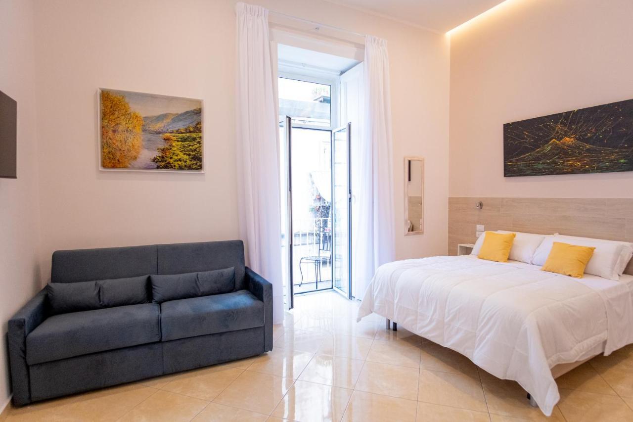 نابولي Leone Suites Toledo المظهر الخارجي الصورة