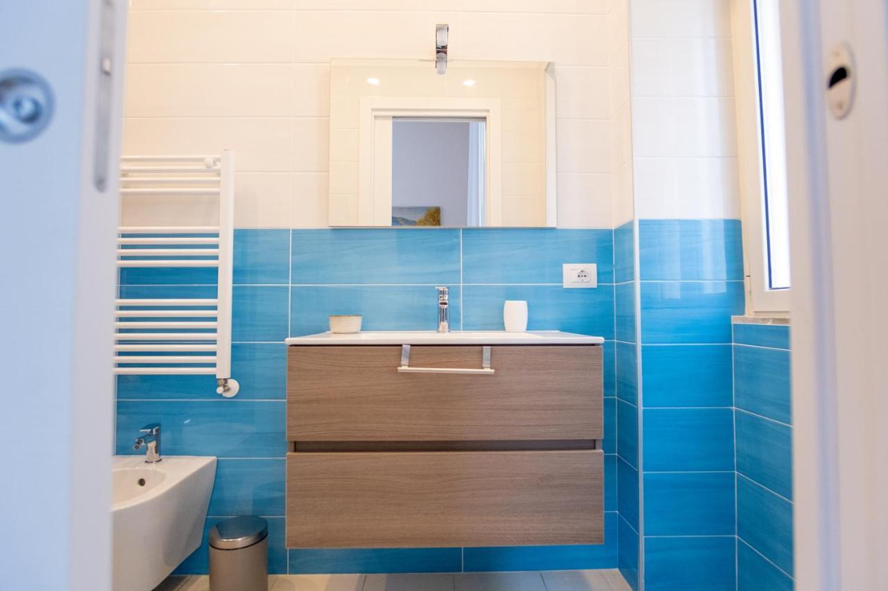 نابولي Leone Suites Toledo المظهر الخارجي الصورة
