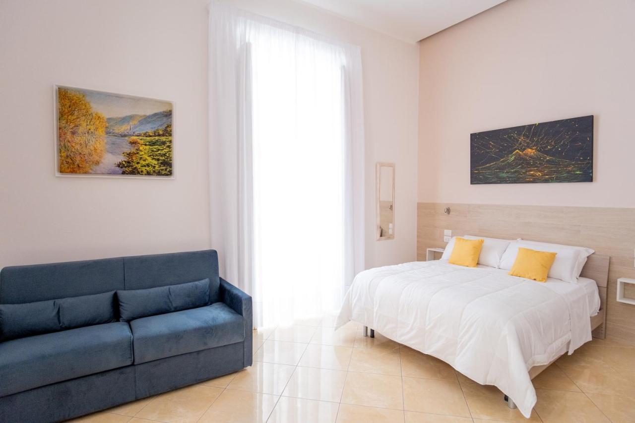 نابولي Leone Suites Toledo المظهر الخارجي الصورة