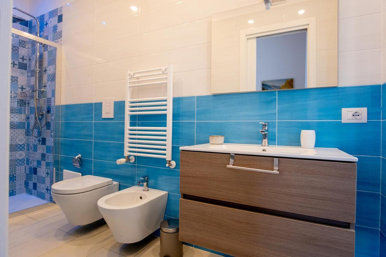 نابولي Leone Suites Toledo المظهر الخارجي الصورة