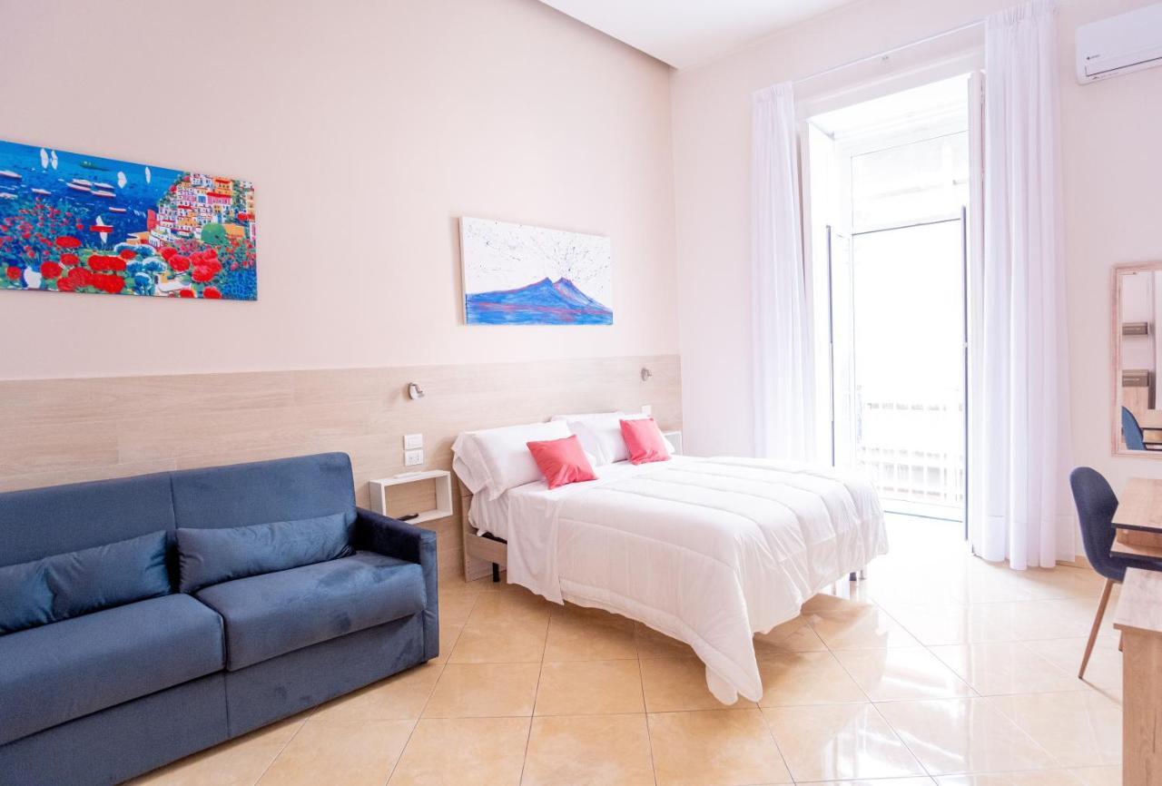 نابولي Leone Suites Toledo المظهر الخارجي الصورة